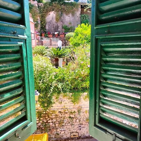 Ferienwohnung La Terrazza Di Ameglia Alta Exterior foto
