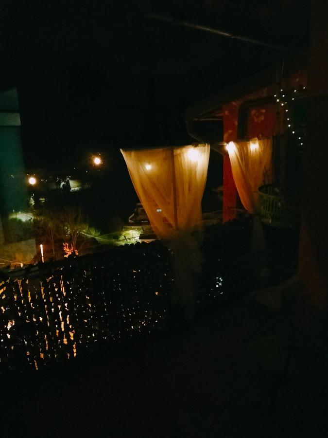 Ferienwohnung La Terrazza Di Ameglia Alta Exterior foto
