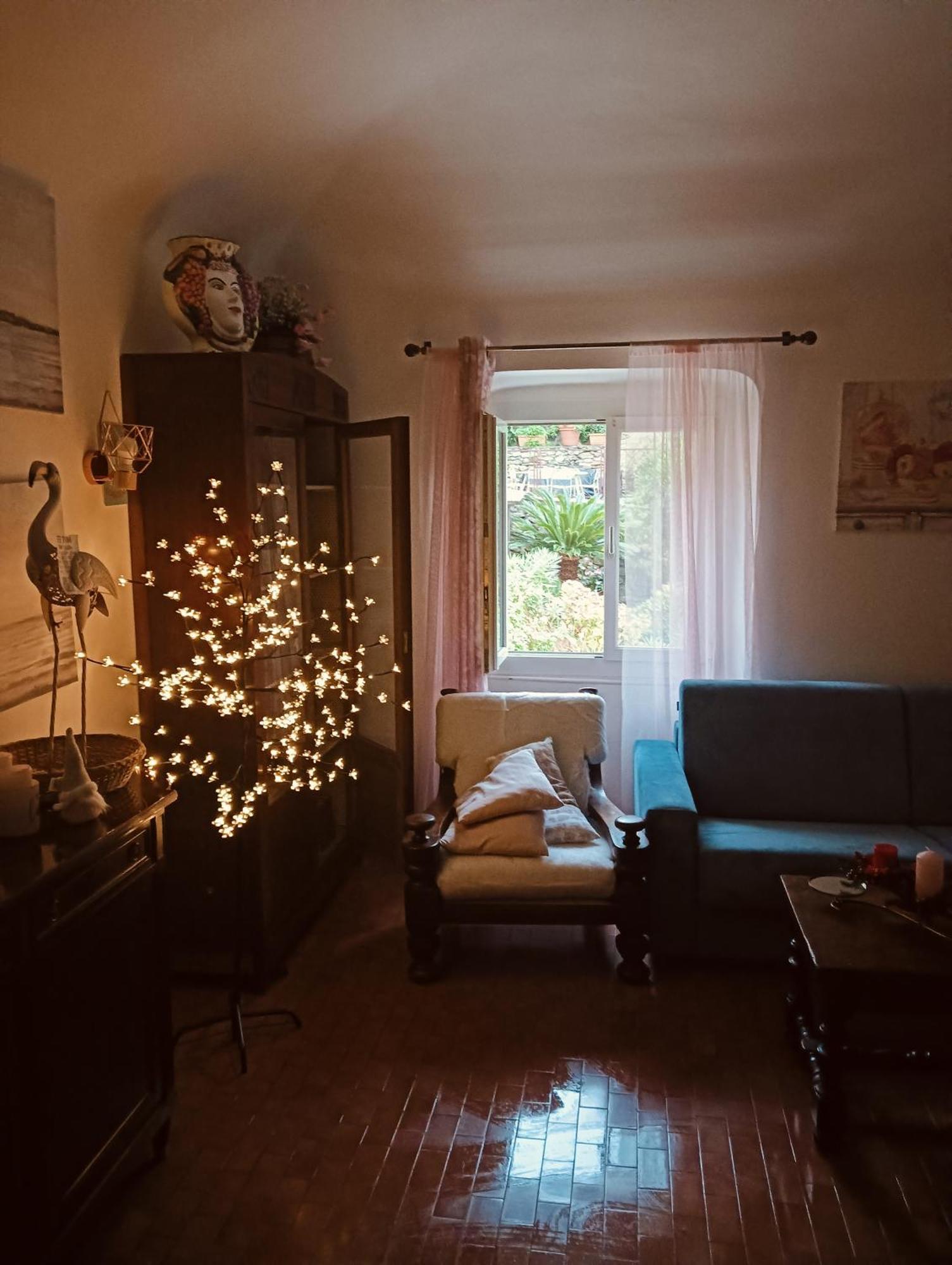 Ferienwohnung La Terrazza Di Ameglia Alta Exterior foto