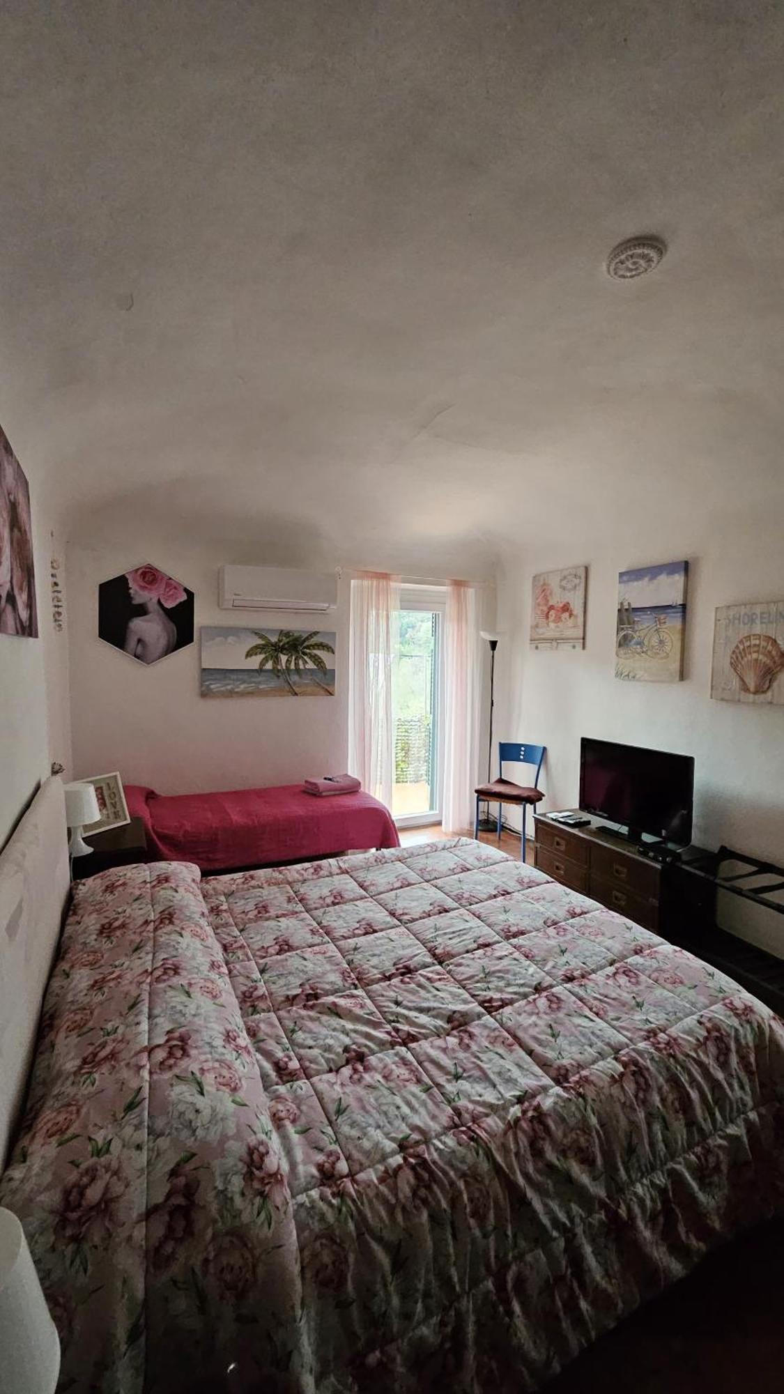 Ferienwohnung La Terrazza Di Ameglia Alta Exterior foto